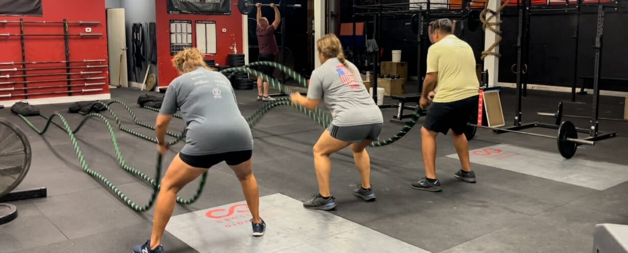 People training with gym ropes at CrossFit Giddings